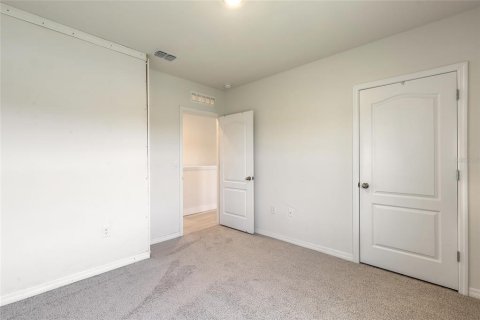 House in Edgewater, Florida 5 bedrooms, 248.42 sq.m. № 2201210 - photo 30