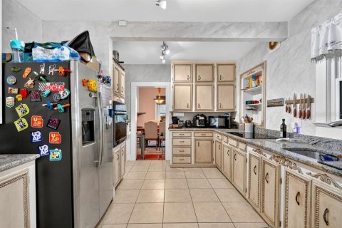 Villa ou maison à vendre à Daytona Beach, Floride: 3 chambres, 180.88 m2 № 2120722 - photo 16