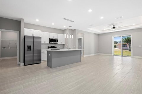 Casa en venta en Punta Gorda, Florida, 4 dormitorios, 185.8 m2 № 1539186 - foto 10