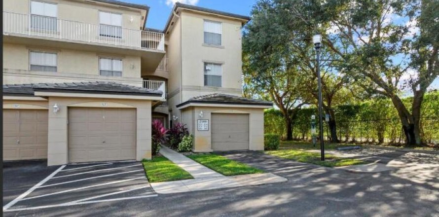 Touwnhouse à Wellington, Floride 2 chambres, 90.58 m2 № 2082234