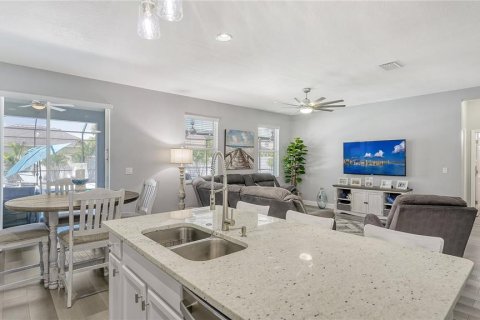 Villa ou maison à vendre à Parrish, Floride: 4 chambres, 240.71 m2 № 1789722 - photo 18