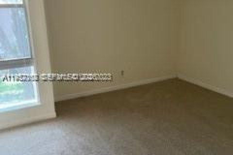 Condo in Plantation, Florida, 3 bedrooms № 2267592 - photo 26