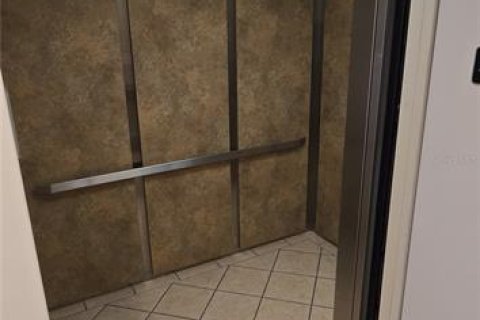 Condominio en alquiler en Four Corners, Florida, 1 dormitorio, 76.46 m2 № 1826971 - foto 6