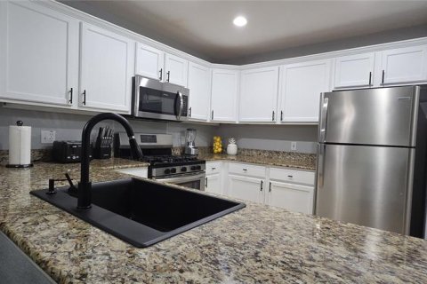Condominio en alquiler en Four Corners, Florida, 1 dormitorio, 76.46 m2 № 1826971 - foto 13
