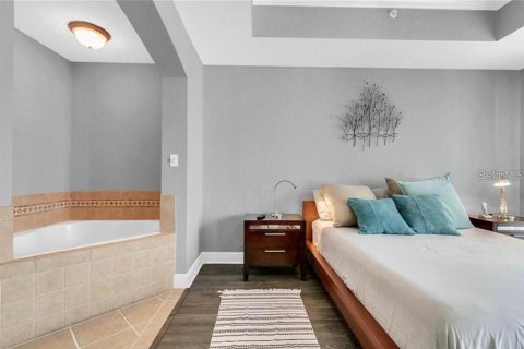Condominio en alquiler en Four Corners, Florida, 1 dormitorio, 76.46 m2 № 1826971 - foto 21