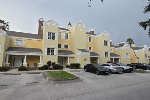 Condominio en alquiler en Four Corners, Florida, 1 dormitorio, 76.46 m2 № 1826971 - foto 1