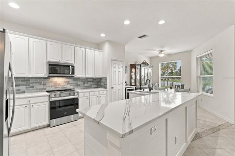 Villa ou maison à vendre à Punta Gorda, Floride: 4 chambres, 178.19 m2 № 2399402 - photo 11