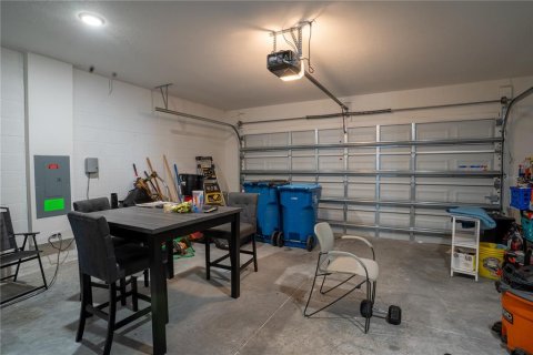 Casa en venta en Haines City, Florida, 5 dormitorios, 286.6 m2 № 1629657 - foto 22