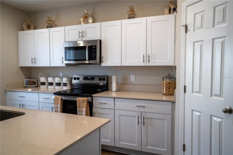 Casa en venta en Haines City, Florida, 5 dormitorios, 286.6 m2 № 1629657 - foto 27