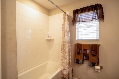 Casa en venta en Haines City, Florida, 5 dormitorios, 286.6 m2 № 1629657 - foto 19