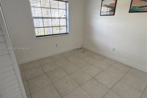 Снять в аренду кондоминиум в Майами, Флорида 3 спальни, 98.85м2, № 2006022 - фото 13