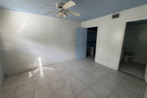 Снять в аренду кондоминиум в Майами, Флорида 3 спальни, 98.85м2, № 2006022 - фото 6