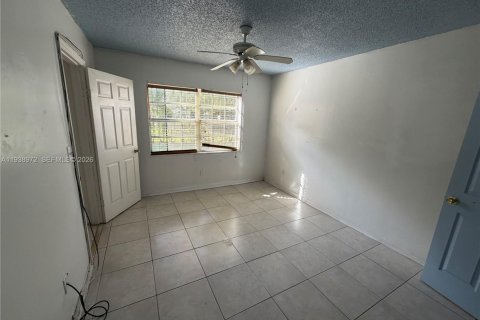 Снять в аренду кондоминиум в Майами, Флорида 3 спальни, 98.85м2, № 2006022 - фото 10