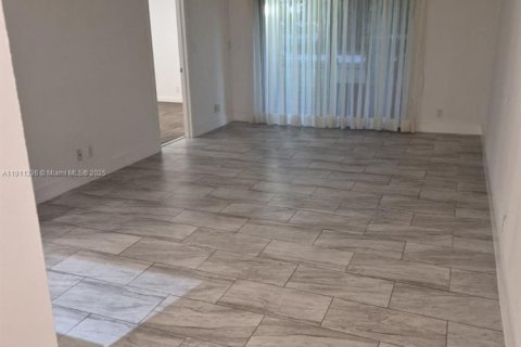 Apartment in Margate, Florida 2 bedrooms, 76.64 sq.m. № 1967504 - photo 14