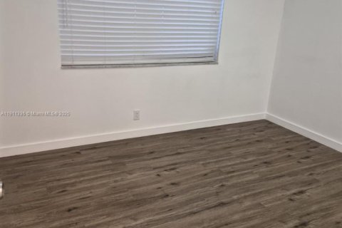 Apartment in Margate, Florida 2 bedrooms, 76.64 sq.m. № 1967504 - photo 6