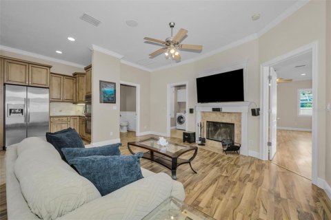 Casa en venta en Clearwater, Florida, 4 dormitorios, 282.61 m2 № 2101220 - foto 30