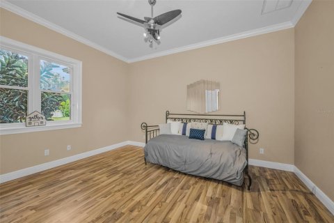 Casa en venta en Clearwater, Florida, 4 dormitorios, 282.61 m2 № 2101220 - foto 15