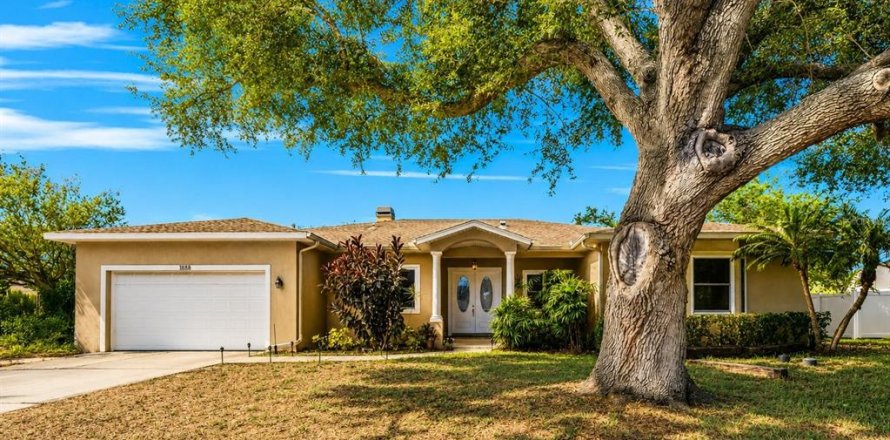 Casa en Clearwater, Florida 4 dormitorios, 282.61 m2 № 2101220
