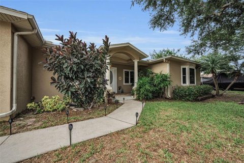 Casa en venta en Clearwater, Florida, 4 dormitorios, 282.61 m2 № 2101220 - foto 10