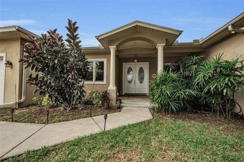 Casa en venta en Clearwater, Florida, 4 dormitorios, 282.61 m2 № 2101220 - foto 9
