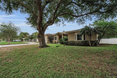 Casa en venta en Clearwater, Florida, 4 dormitorios, 282.61 m2 № 2101220 - foto 7