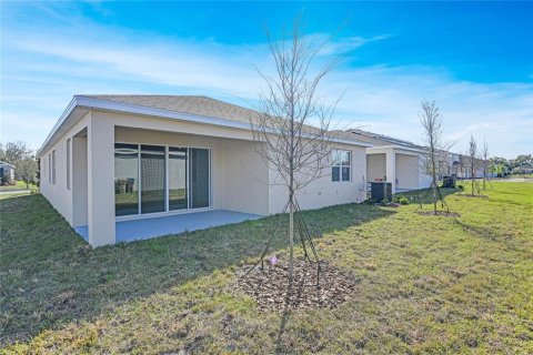 Villa ou maison à vendre à Kissimmee, Floride: 4 chambres, 192.31 m2 № 1537992 - photo 16