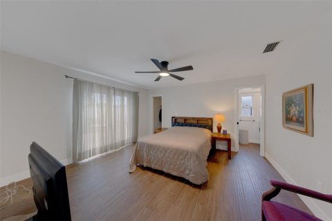 Casa en alquiler en Seminole, Florida, 3 dormitorios, 161.84 m2 № 2287496 - foto 23