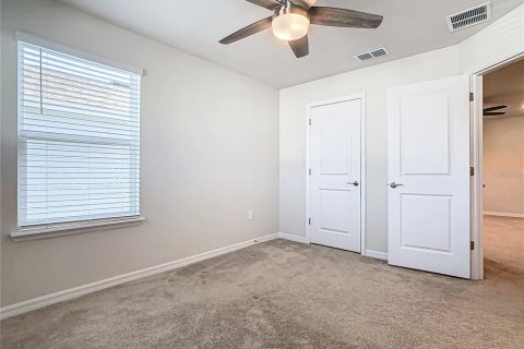 House in Davenport, Florida 5 bedrooms, 243.5 sq.m. № 1533321 - photo 30
