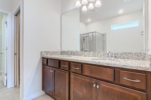 House in Davenport, Florida 5 bedrooms, 243.5 sq.m. № 1533321 - photo 20