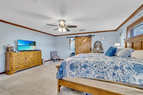 Villa ou maison à vendre à Palmetto Bay, Floride: 5 chambres, 348.94 m2 № 2089519 - photo 25