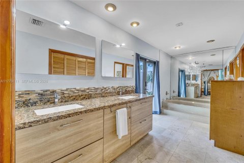 Villa ou maison à vendre à Palmetto Bay, Floride: 5 chambres, 348.94 m2 № 2089519 - photo 28