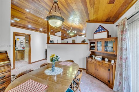 Villa ou maison à vendre à Palmetto Bay, Floride: 5 chambres, 348.94 m2 № 2089519 - photo 23