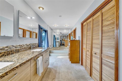 Villa ou maison à vendre à Palmetto Bay, Floride: 5 chambres, 348.94 m2 № 2089519 - photo 30