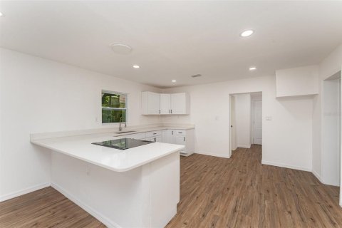 Villa ou maison à vendre à Lakeland, Floride: 3 chambres, 106.65 m2 № 1792940 - photo 8