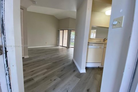 Condo in Homestead, Florida, 2 bedrooms № 1994574 - photo 4