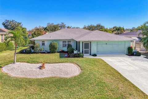 Casa en venta en Nokomis, Florida, 2 dormitorios, 187.29 m2 № 2195108 - foto 2