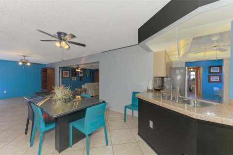 Casa en venta en Nokomis, Florida, 2 dormitorios, 187.29 m2 № 2195108 - foto 12