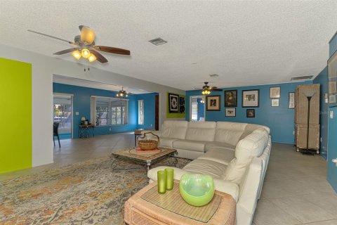 Casa en venta en Nokomis, Florida, 2 dormitorios, 187.29 m2 № 2195108 - foto 26
