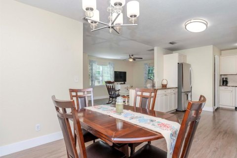 House in Gulfport, Florida 3 bedrooms, 133.59 sq.m. № 1507823 - photo 18