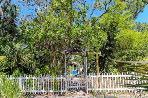 House in Gulfport, Florida 3 bedrooms, 133.59 sq.m. № 1507823 - photo 3