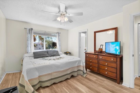 Townhouse in Coconut Creek, Florida 3 bedrooms, 141.58 sq.m. № 2168884 - photo 21