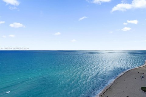 Condo in Sunny Isles Beach, Florida, 3 bedrooms  № 1998769 - photo 20