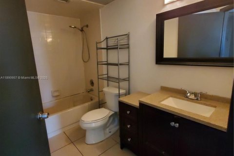 Снять в аренду кондоминиум в Дорал, Флорида 2 спальни, 96.25м2, № 1944383 - фото 10