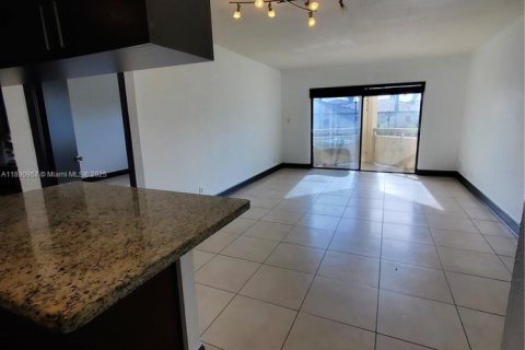 Снять в аренду кондоминиум в Дорал, Флорида 2 спальни, 96.25м2, № 1944383 - фото 7