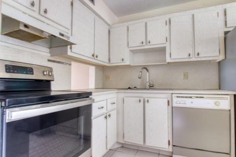 Condominio en venta en Lake Worth, Florida, 1 dormitorio, 67.82 m2 № 2188055 - foto 2