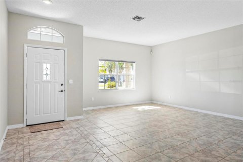 House in Palm Coast, Florida 4 bedrooms, 210.98 sq.m. № 2393385 - photo 7