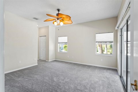 House in Palm Coast, Florida 4 bedrooms, 210.98 sq.m. № 2393385 - photo 24
