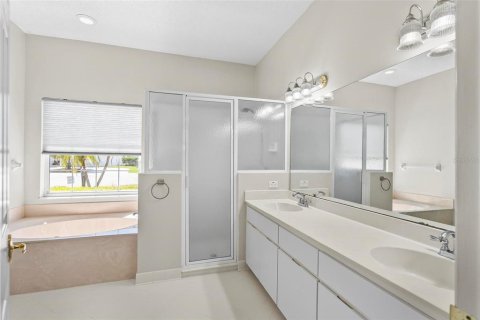 House in Palm Coast, Florida 4 bedrooms, 210.98 sq.m. № 2393385 - photo 26