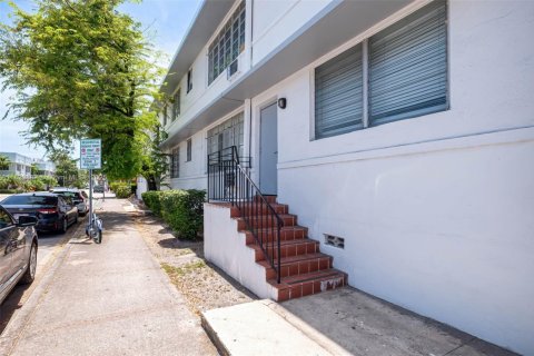 Propiedad comercial en venta en Miami Beach, Florida № 1787157 - foto 3