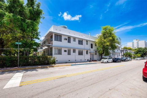 Propiedad comercial en venta en Miami Beach, Florida № 1787157 - foto 4